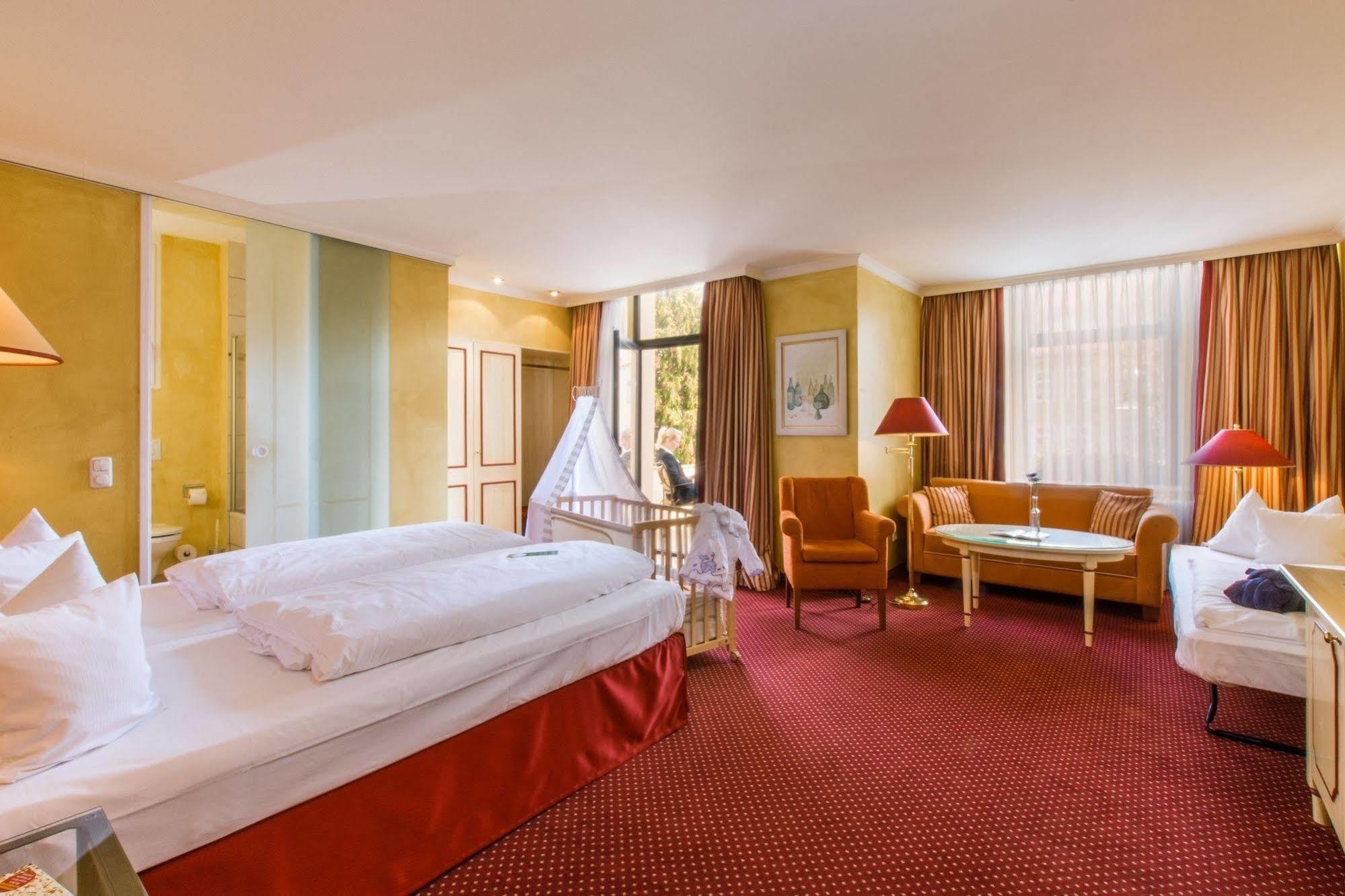 Dormero Hotel Кобург Экстерьер фото